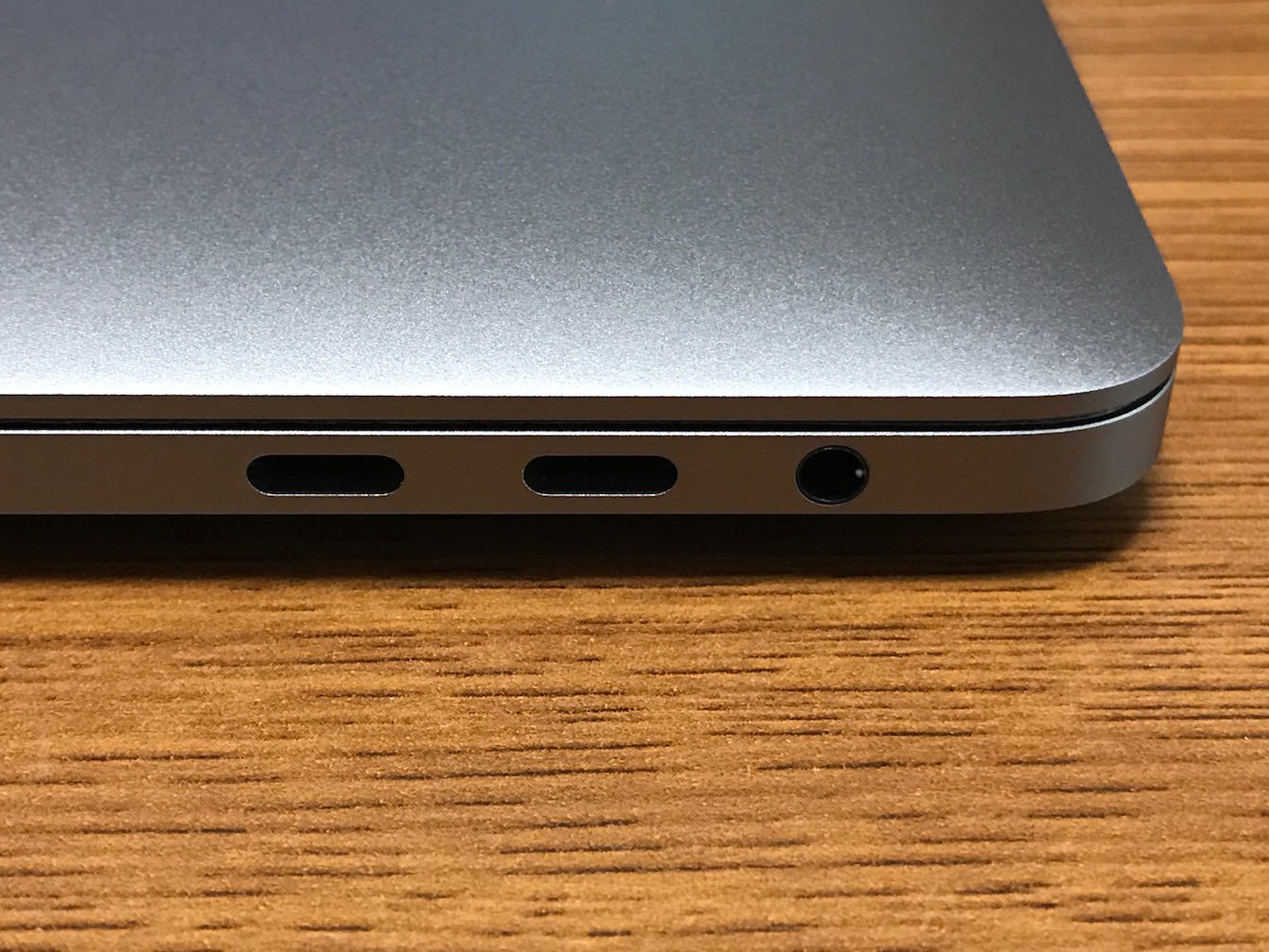 Macbook pro late 2016 13inch first impression 7